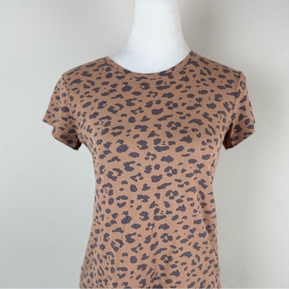 Abercrombie & Fitch Women’s Brown Leopard Print Short Sleeve Tee Size M - Picture 2 of 10